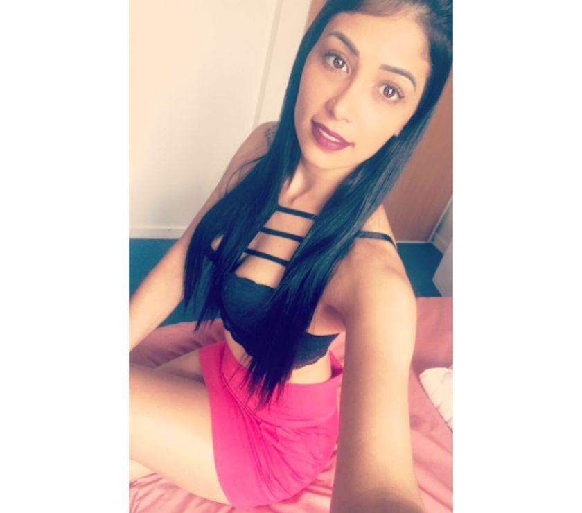Massage intense avec jeunette de passage